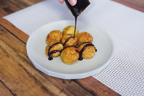 大阪地ソース大図鑑とたこ焼き